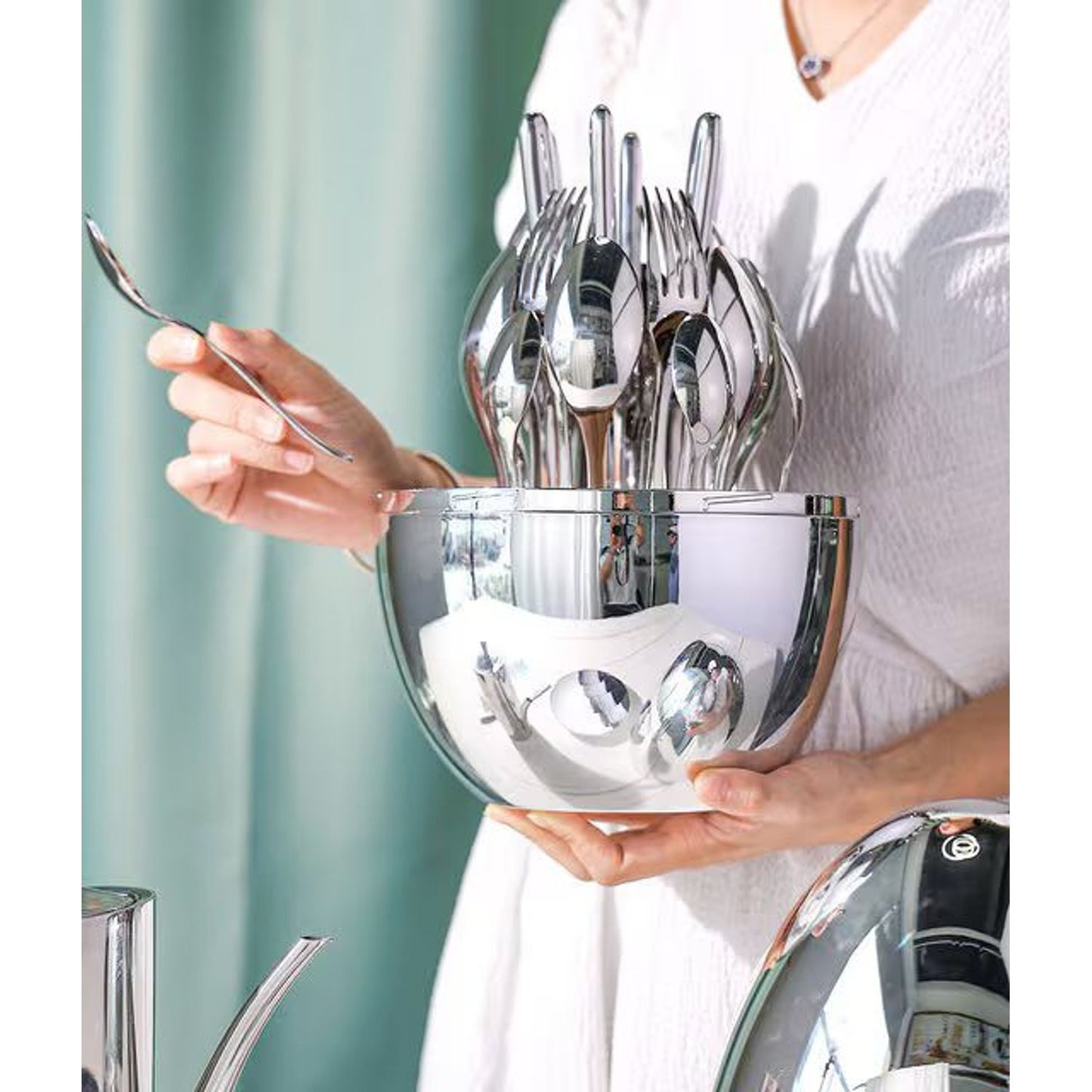 SET DE CUBIERTOS X 24 PIEZAS 💛 DISEÑO ORIGINAL EN FORMA DE HUEVO 🍳.